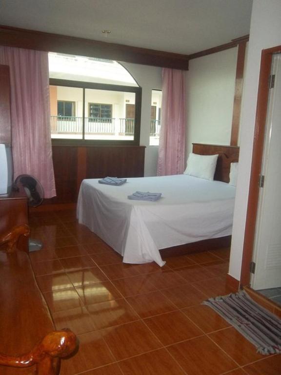 Centre Point Patong 호텔 객실 사진