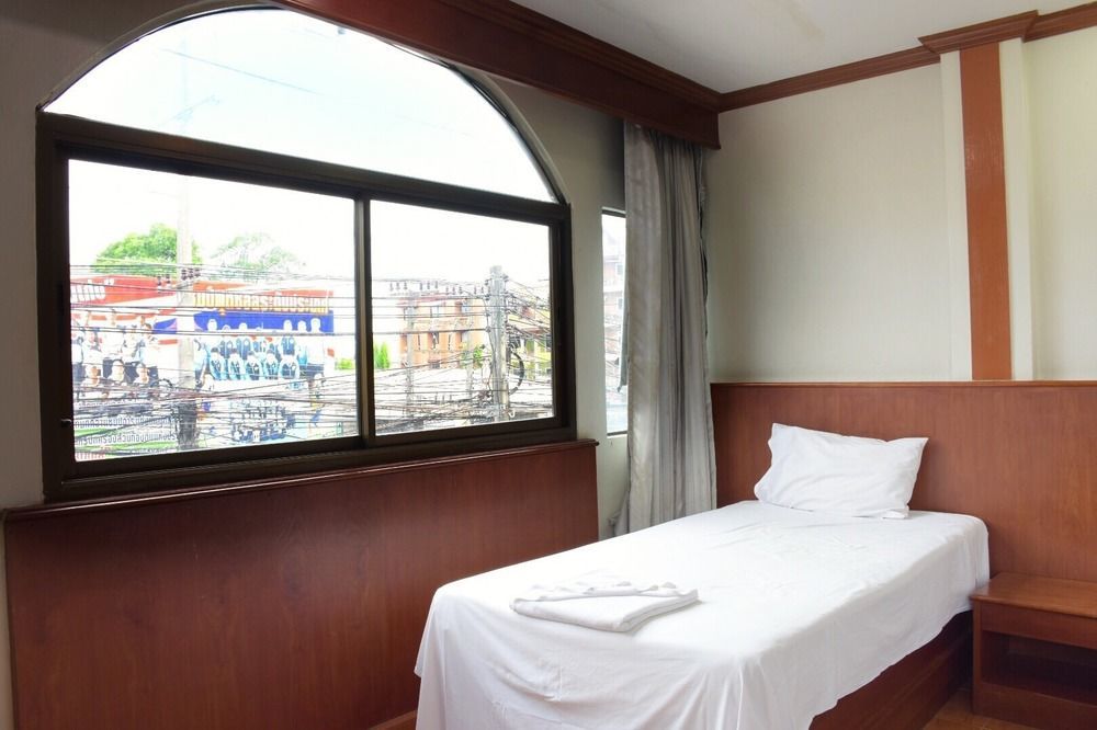 Centre Point Patong 호텔 외부 사진