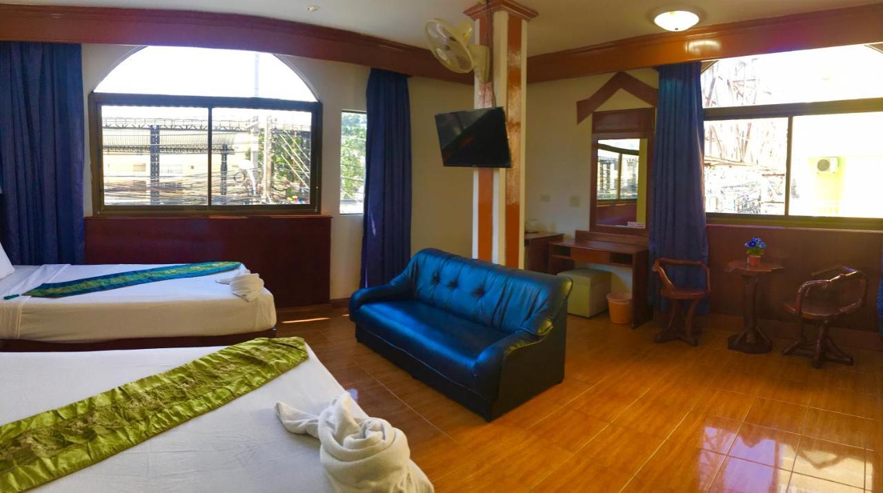 Centre Point Patong 호텔 외부 사진